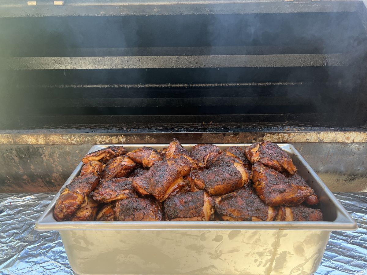 Smoked Chicken w/ 2 sides